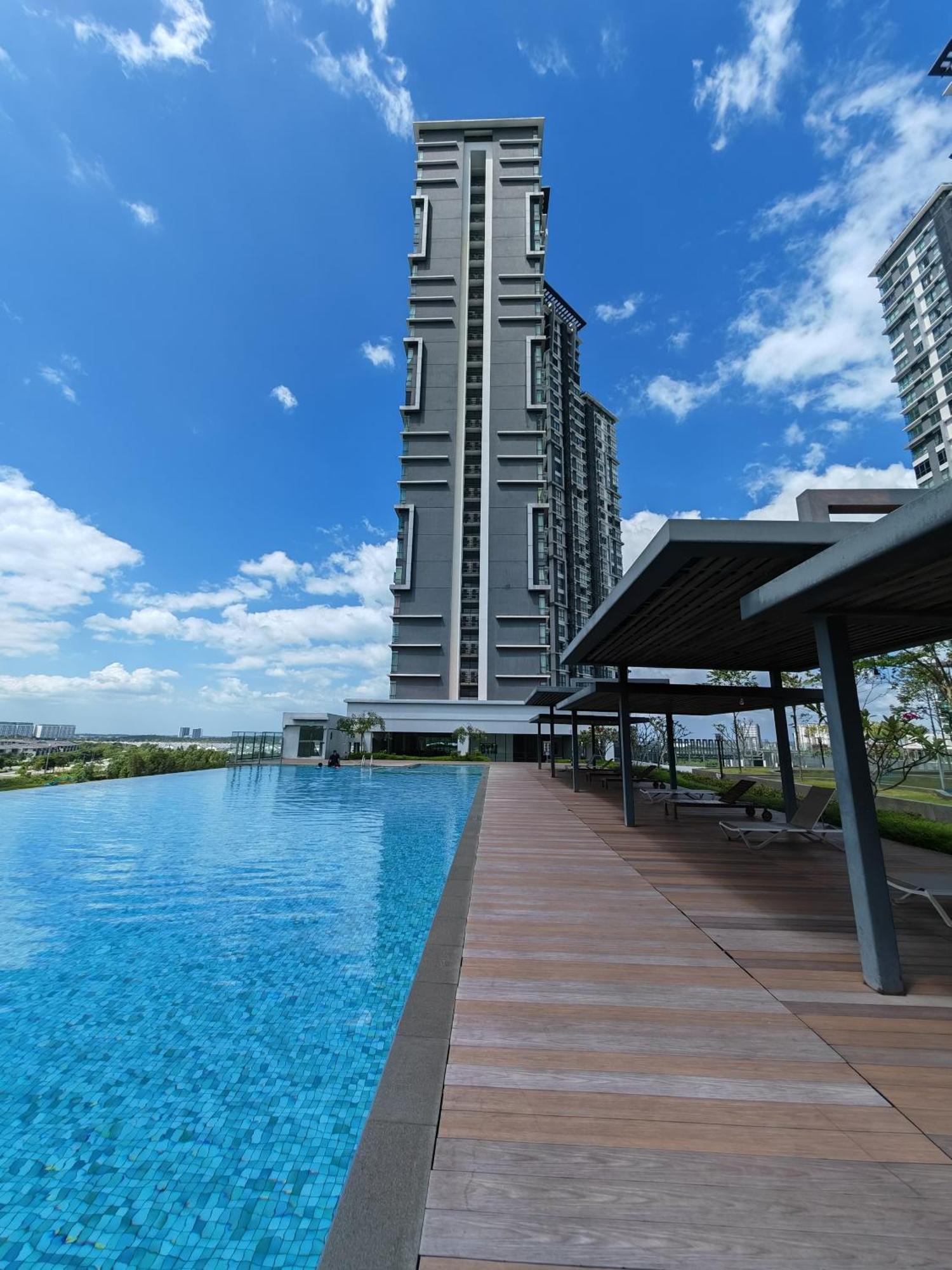 Santai Homestay Cyberjaya Zewnętrze zdjęcie